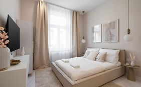 W35- Boutique Apartments, Best Location By Bqa